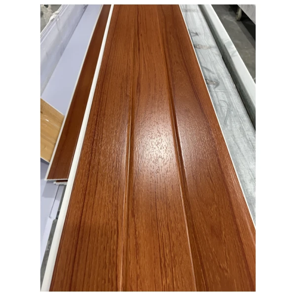 Nhà máy sản xuất bảng trần PVC có thể uốn cong