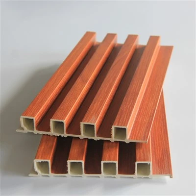 Bảng điều khiển tường WPC bên trong