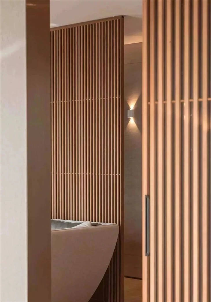 Tường tường WPC hạt cổ điển